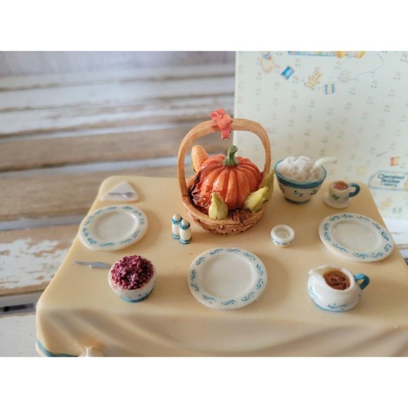 Cherished teddies we bear thanks table Priscilla H - Picture 3 of 8